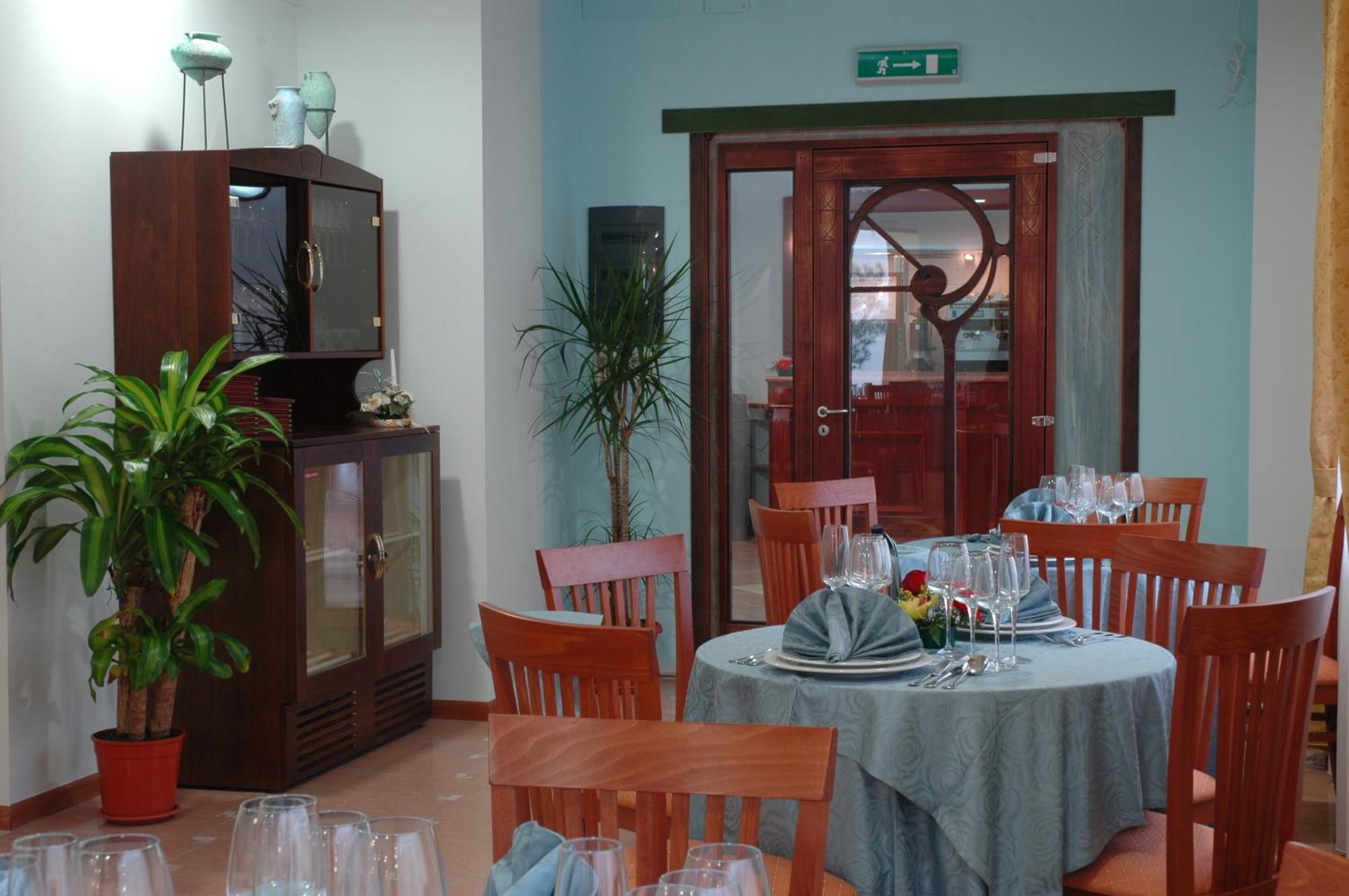 Real Asturias Hotel Acquappesa Εξωτερικό φωτογραφία