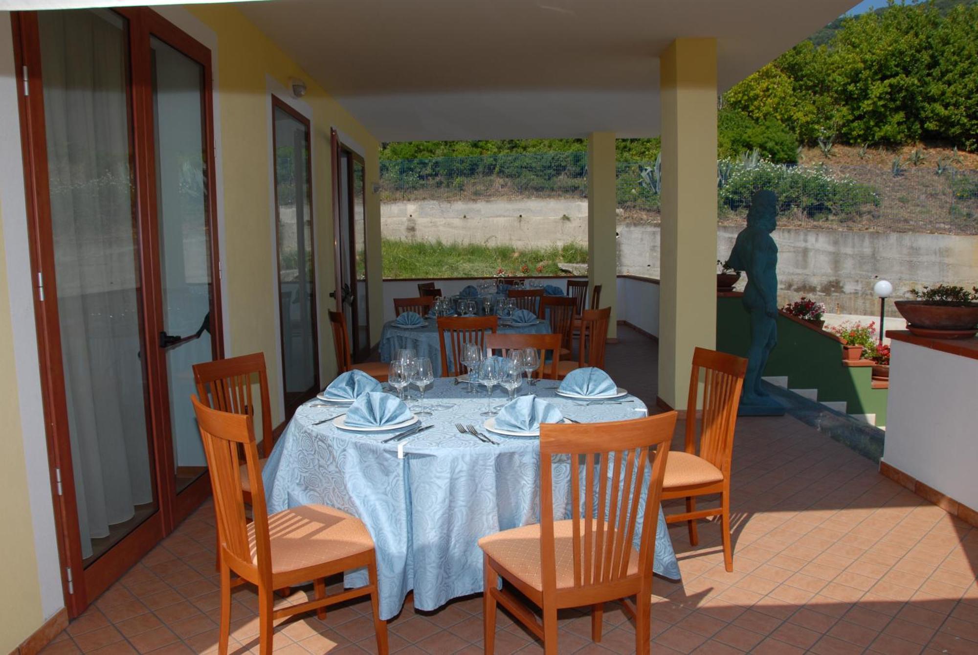 Real Asturias Hotel Acquappesa Εξωτερικό φωτογραφία